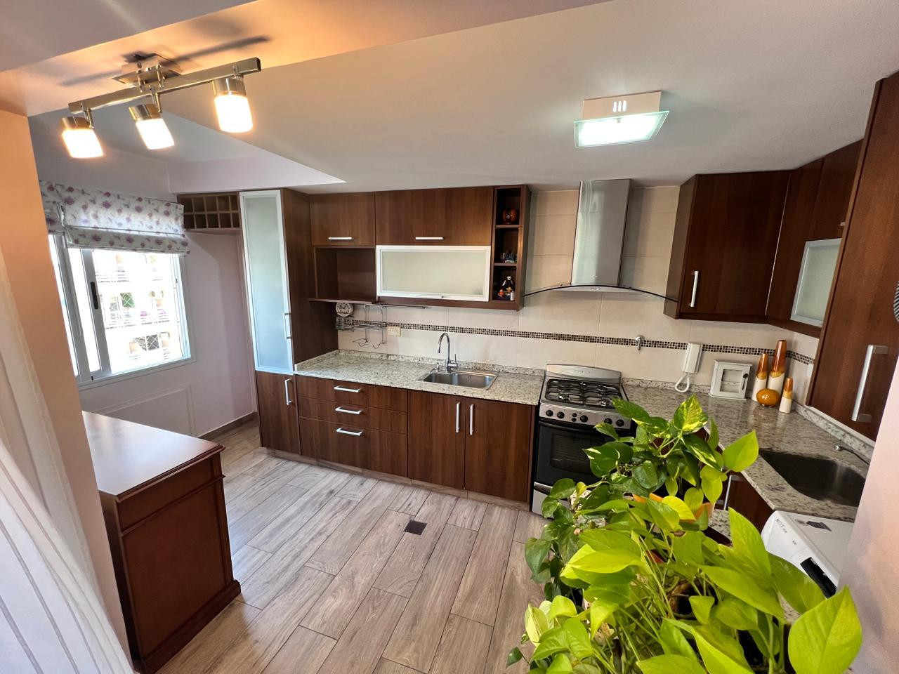 Semipiso de 3 ambientes con cochera en Lomas de Zamora