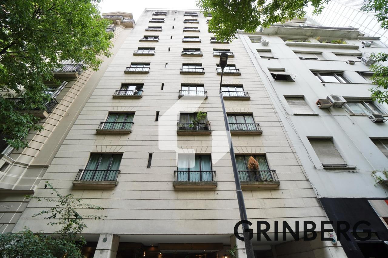 Departamento amoblado de 2 ambientes con cochera fija en Retiro