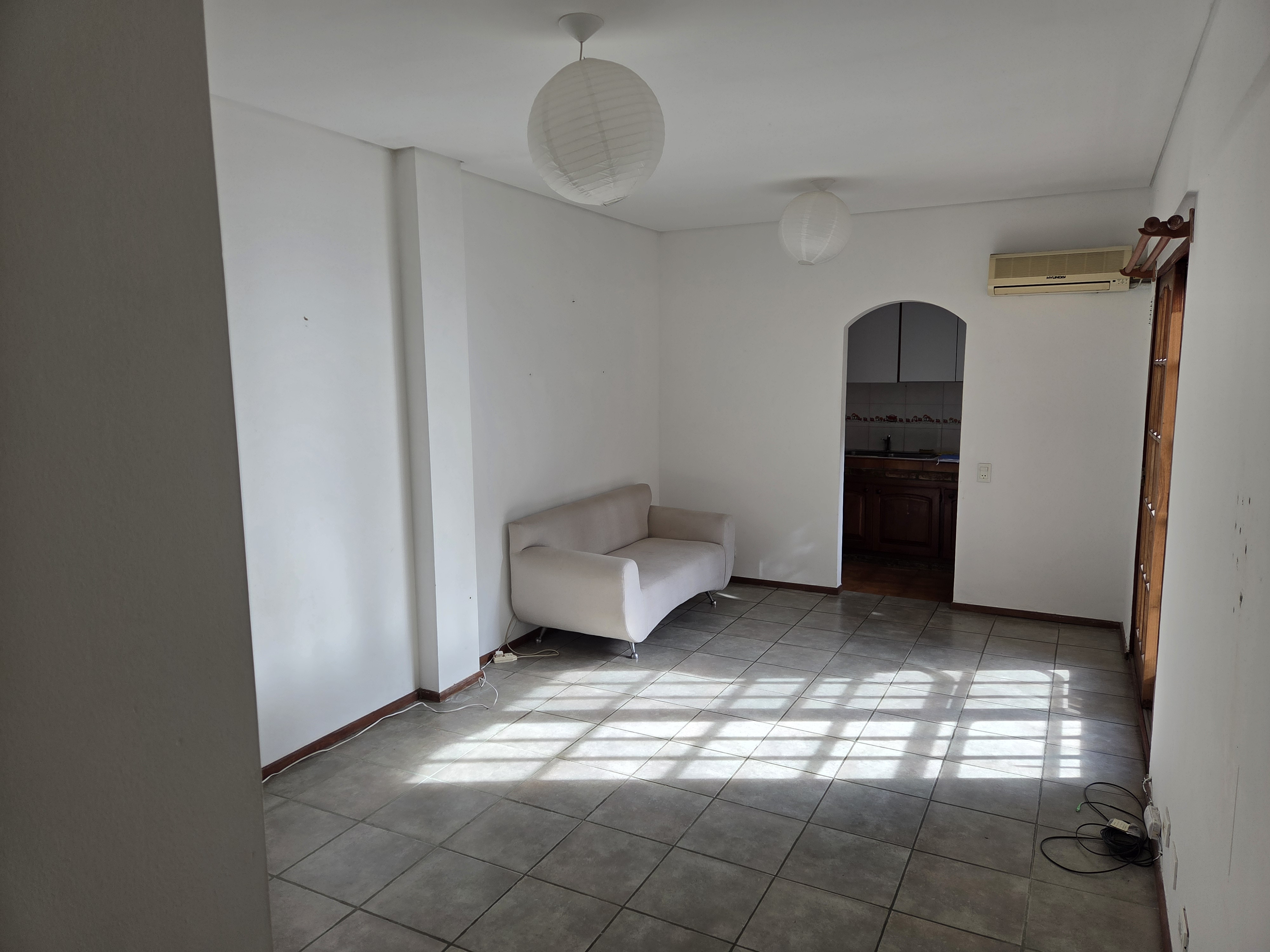 Departamento en Alquiler en Olivos Vias/Maipu, Olivos