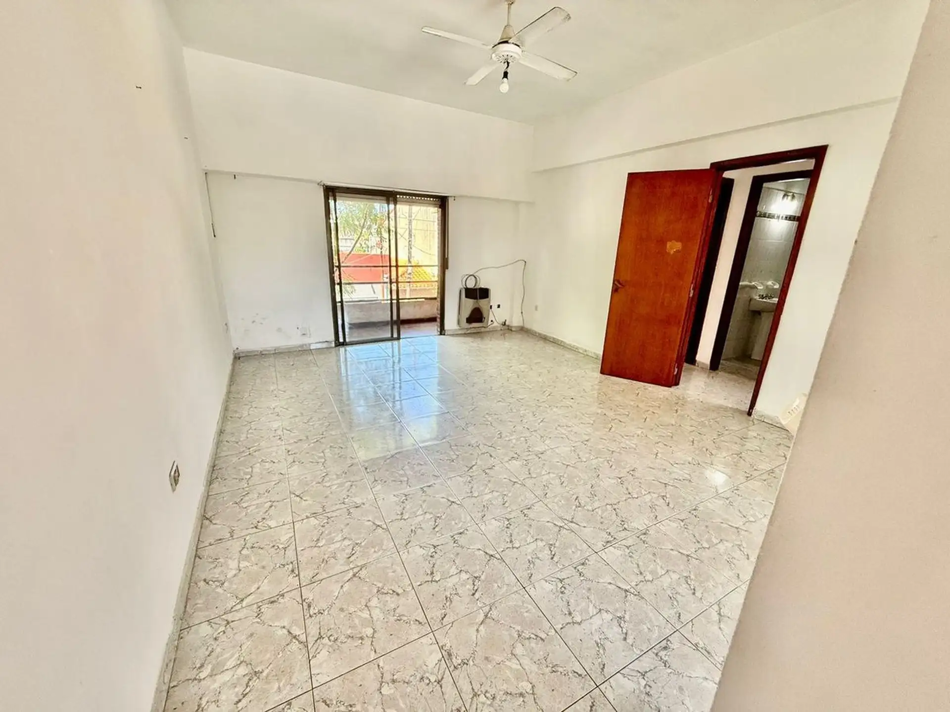 Two-bedroom apartment in Bernal Oeste, Quilmes