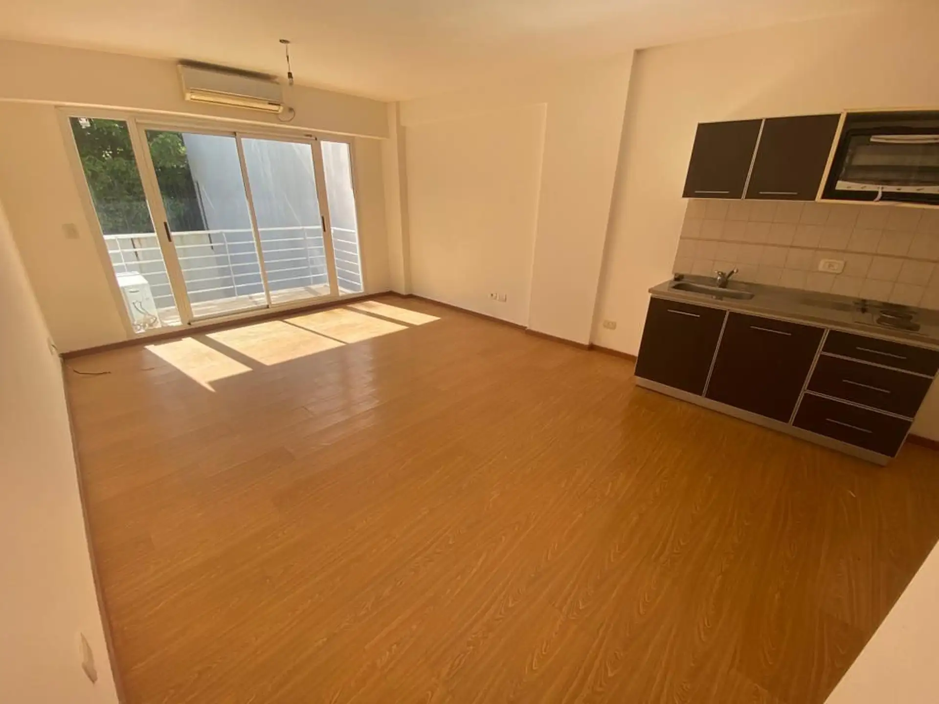 Apartamento de 1 ambiente com varanda em Balvanera