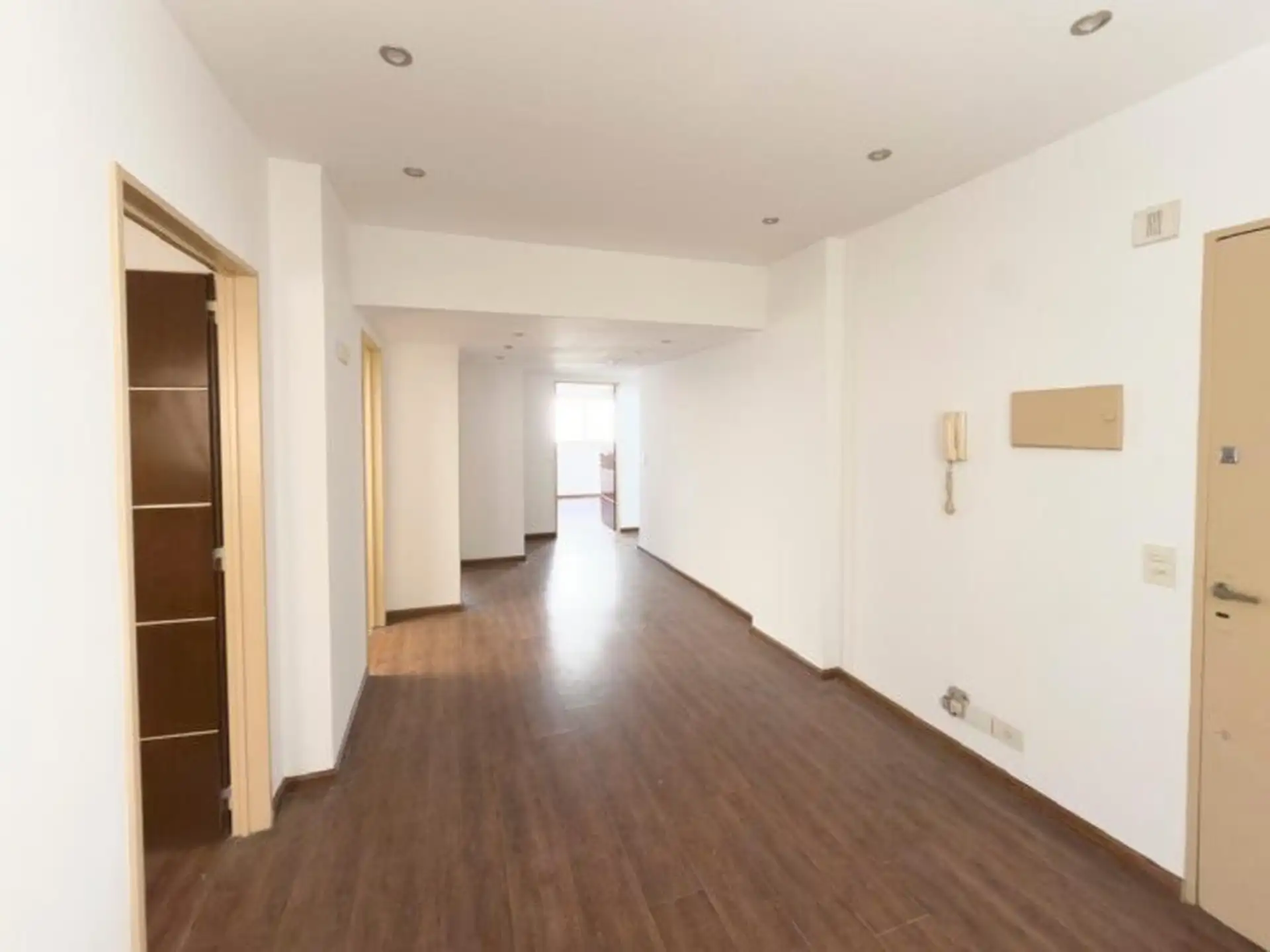 Apartamento de 3 ambientes de frente em Balvanera