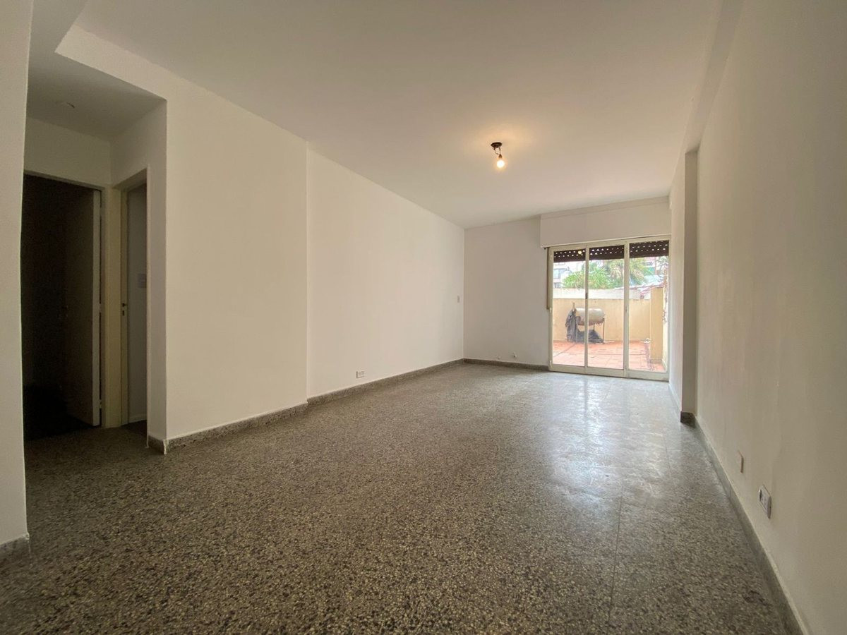 Two-bedroom apartment in Lomas de Zamora