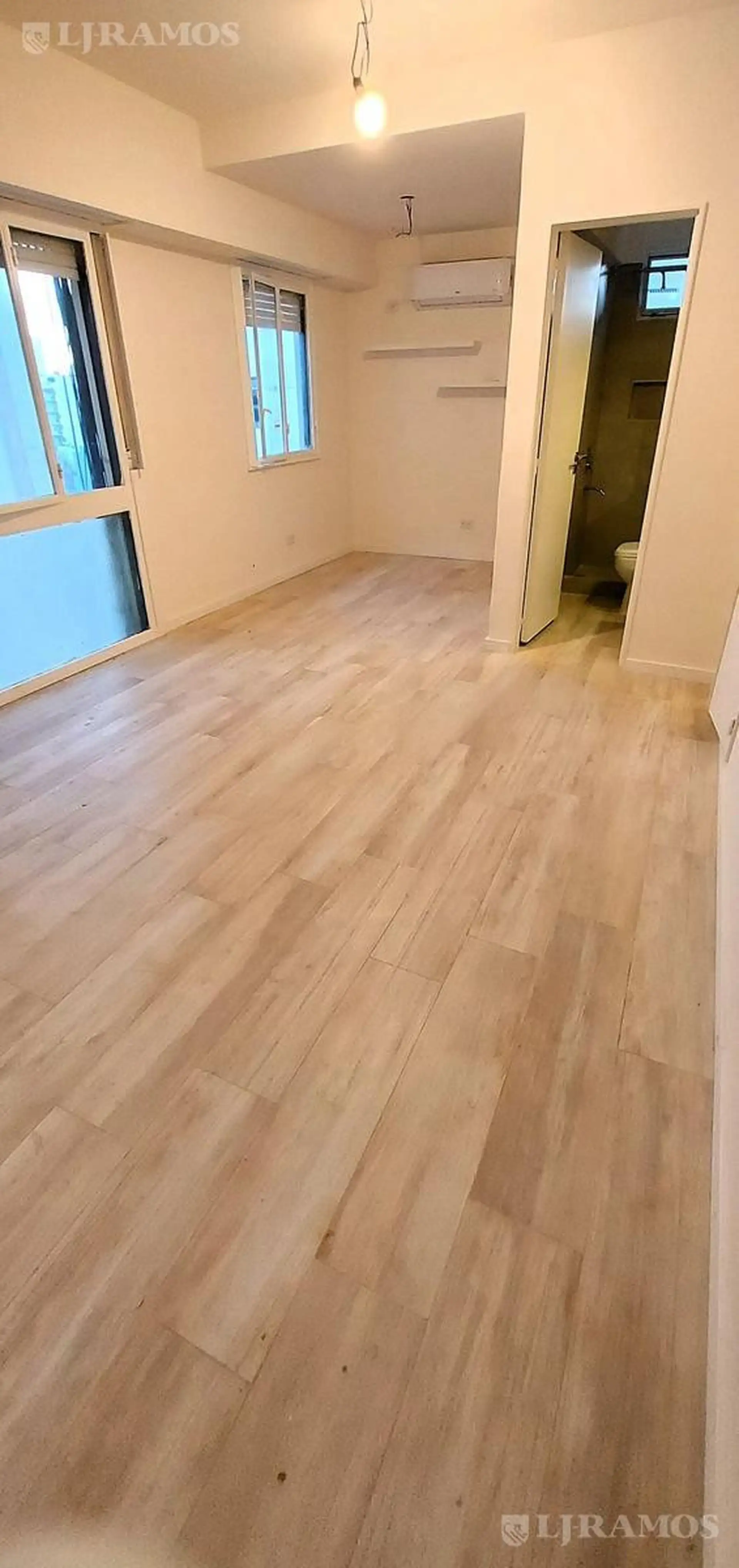 Unfurnished studio apartment in Recoleta