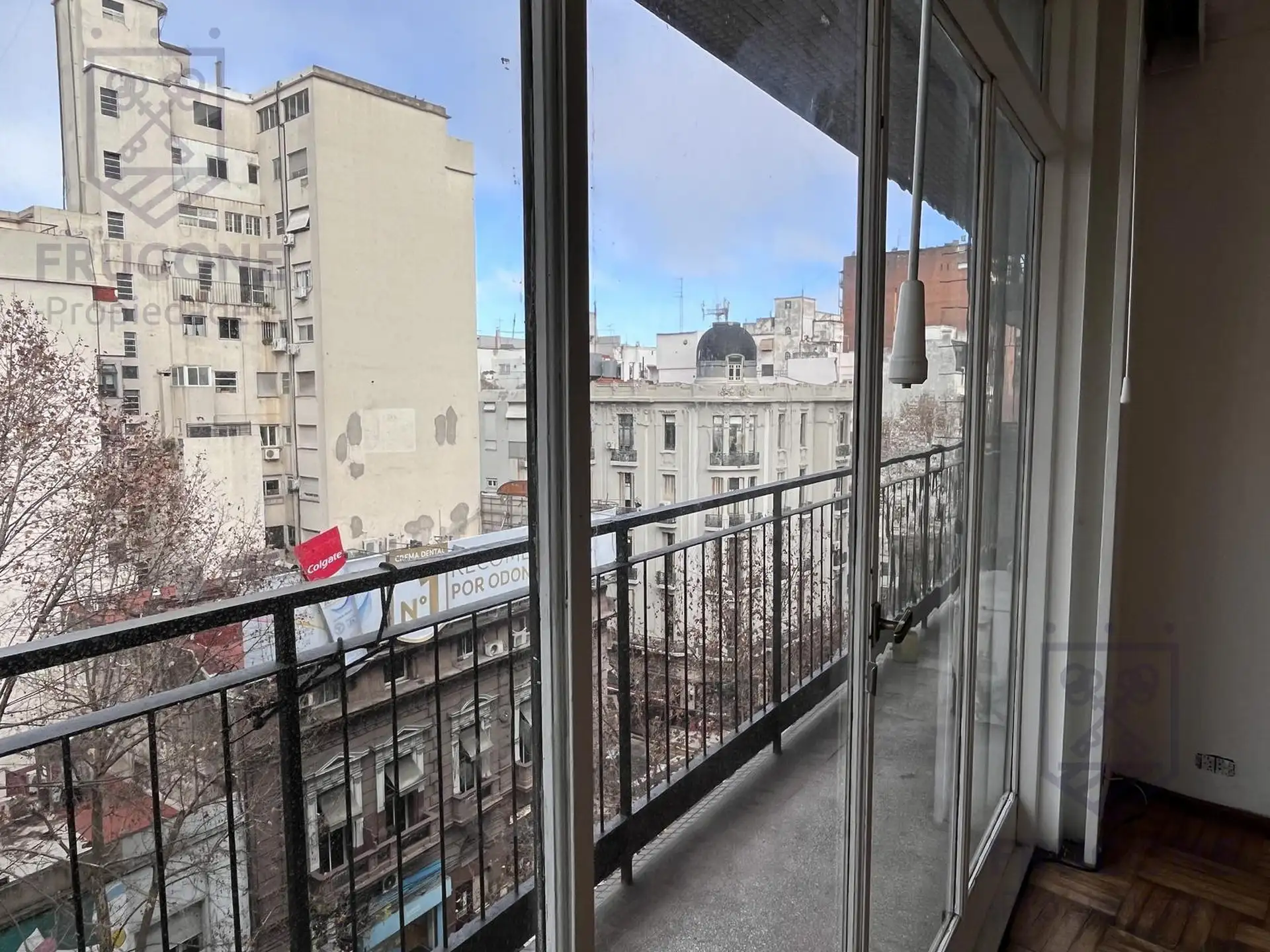 Four-bedroom apartment in Recoleta with balconies and service room