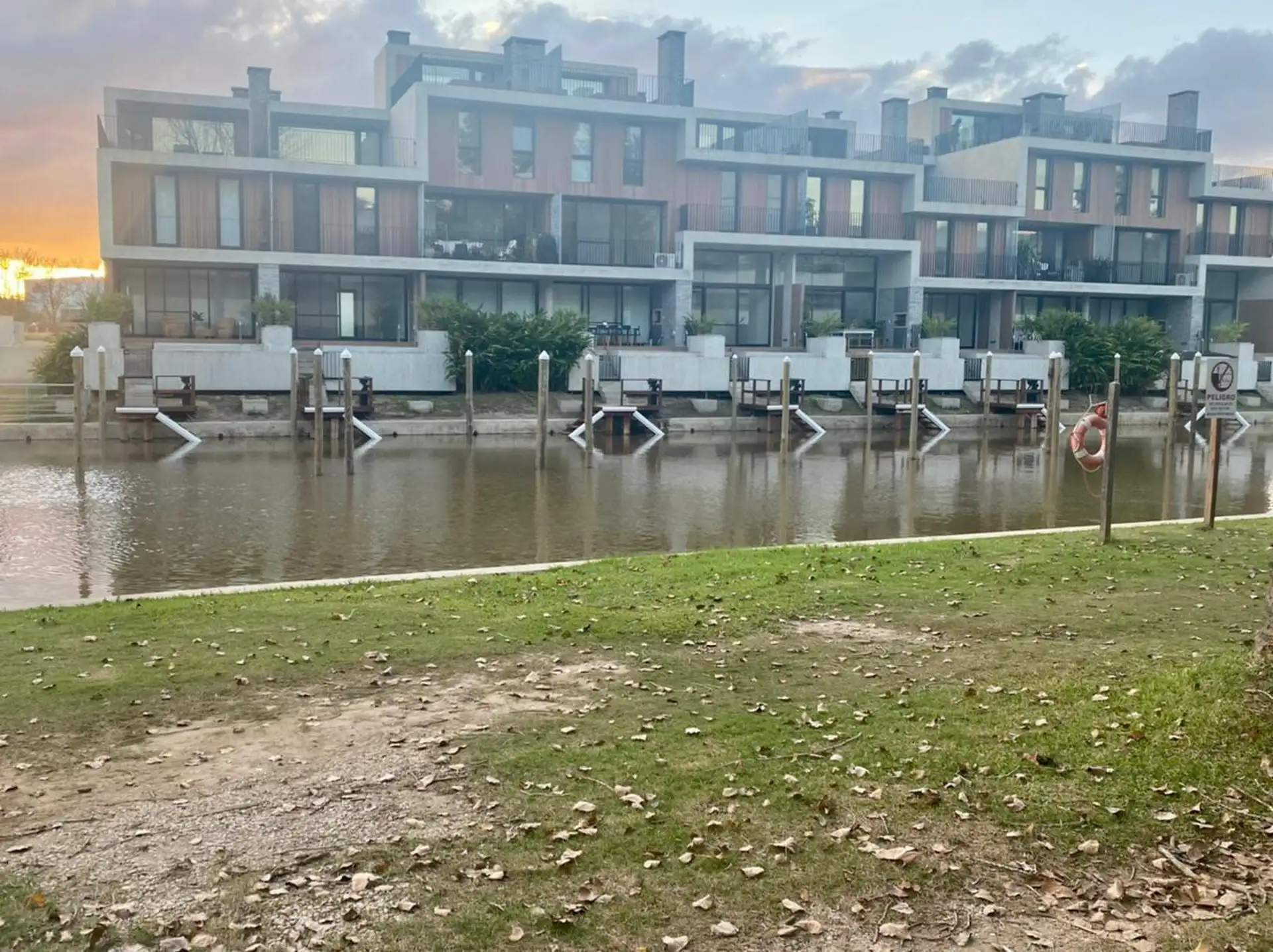 Таунхаус с 4 спальнями в Tigre Centro