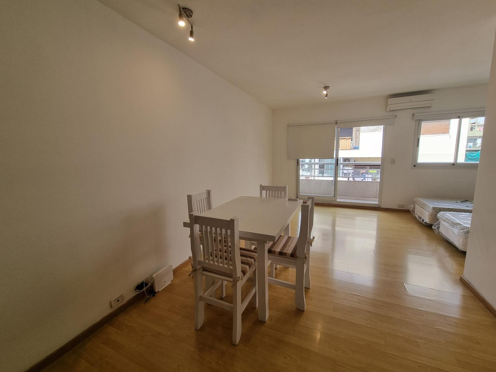 Studio apartment with balcony in Almagro
