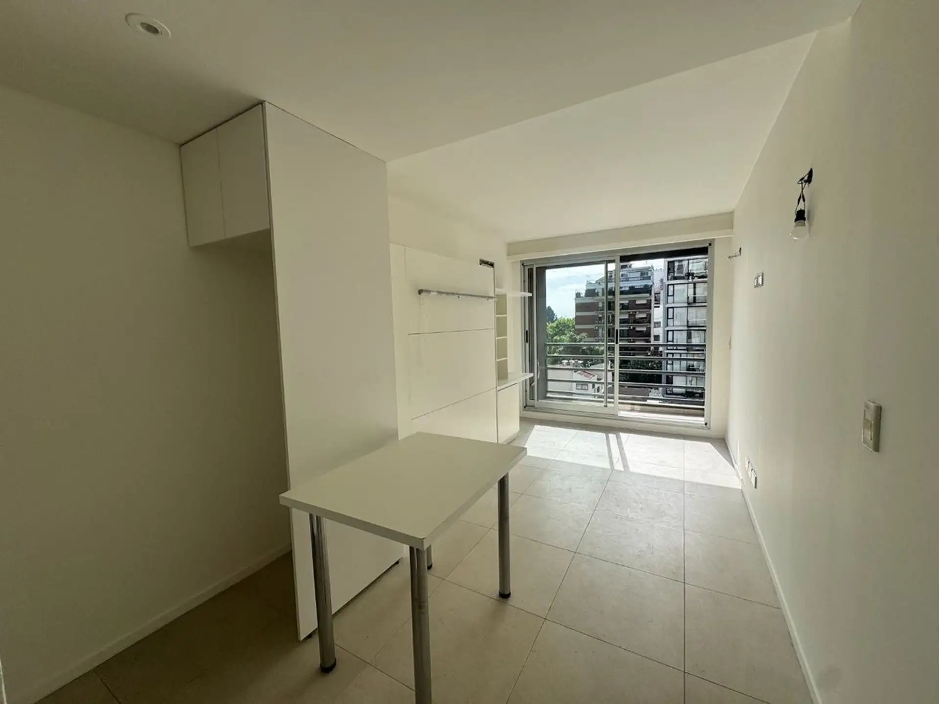 Monoambiente a estrenar con balcón en Villa Urquiza