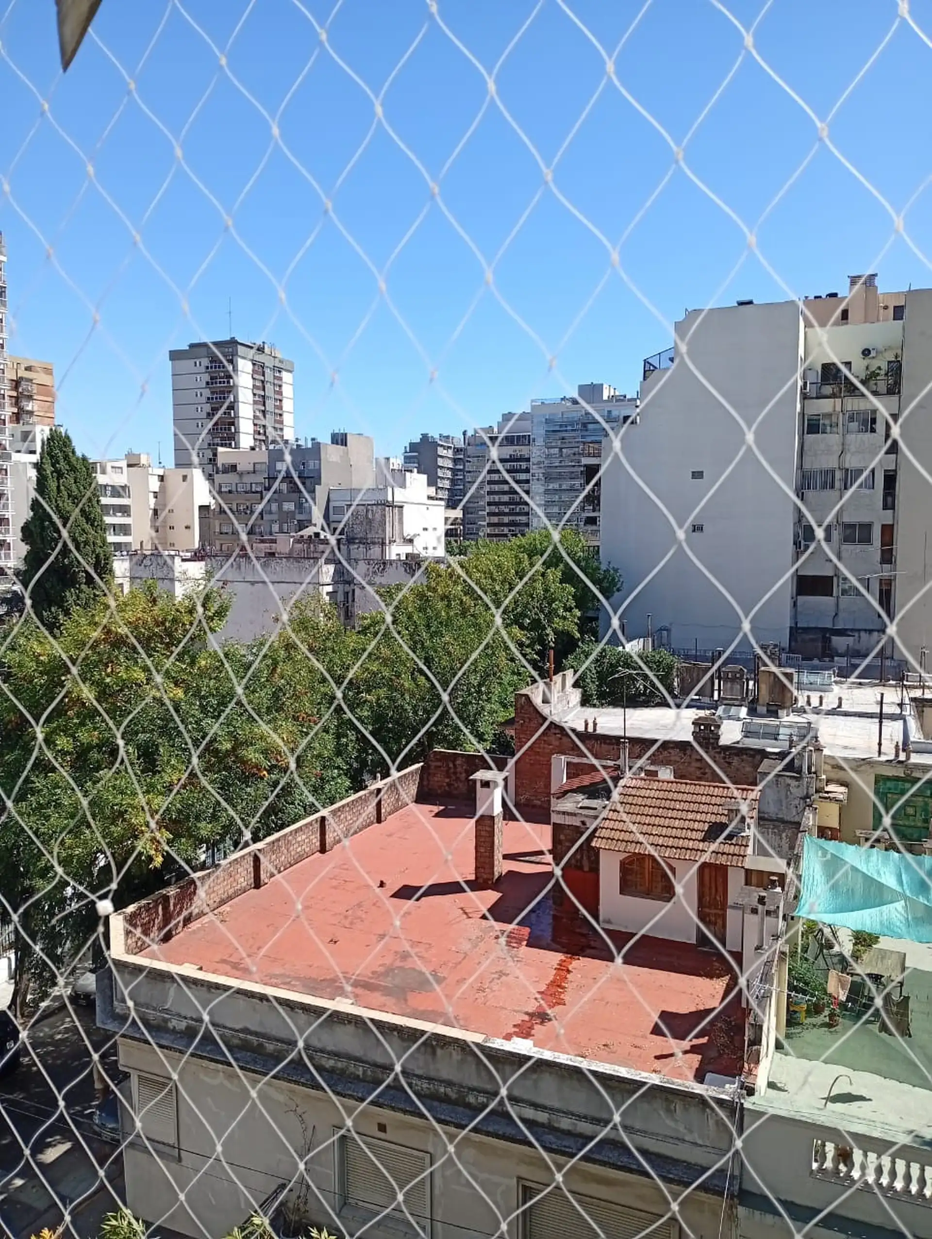 Departamento de 1 ambiente con balcón en Flores