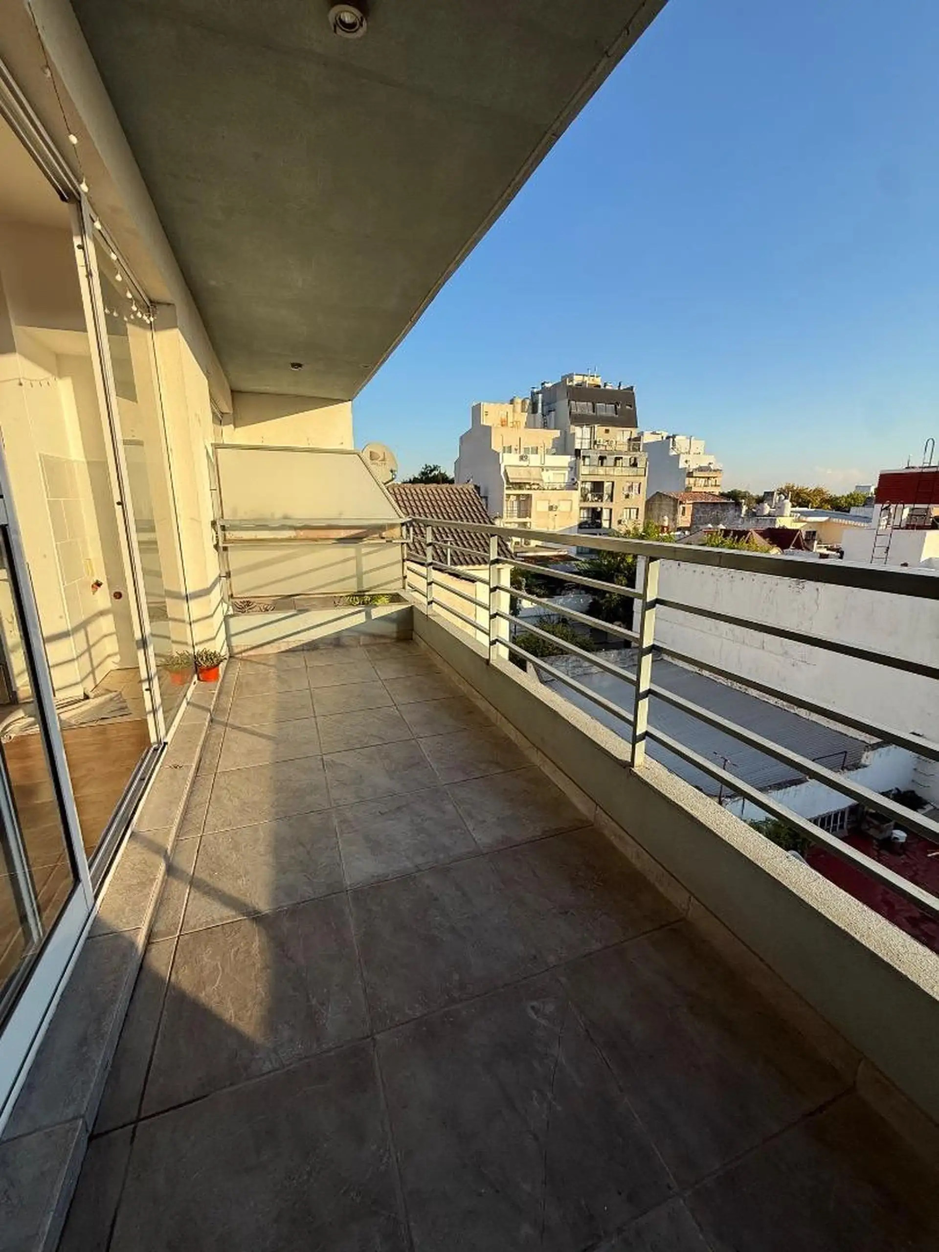 Kitnet com varanda em Villa Devoto