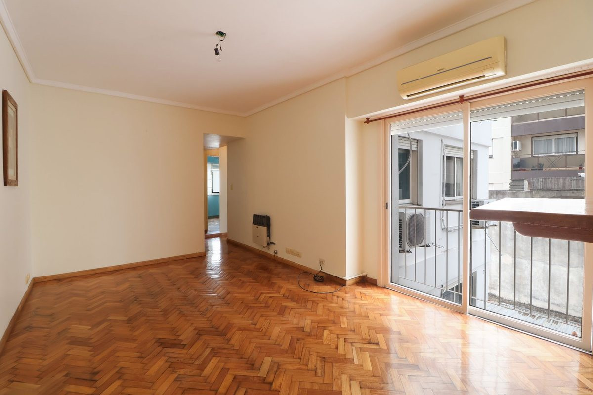 Арендная квартира с 2 спальнями в Olivos, Vicente López