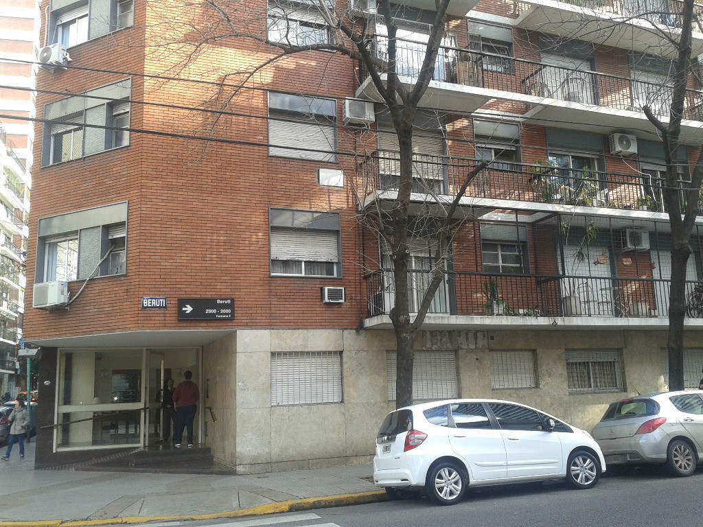 One-bedroom apartment with balcony in Recoleta