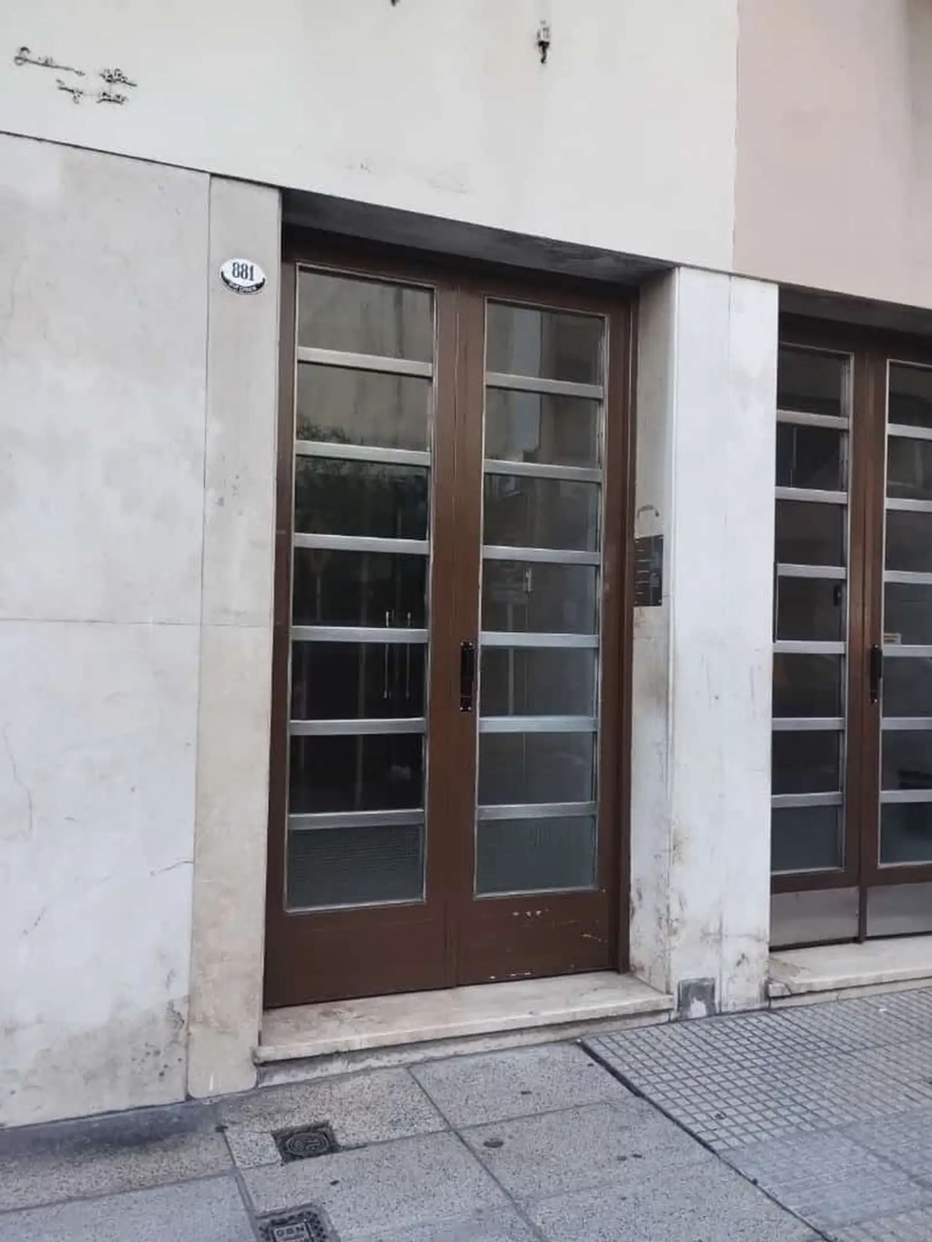 Apartamento de dois ambientes mobiliado em Monserrat