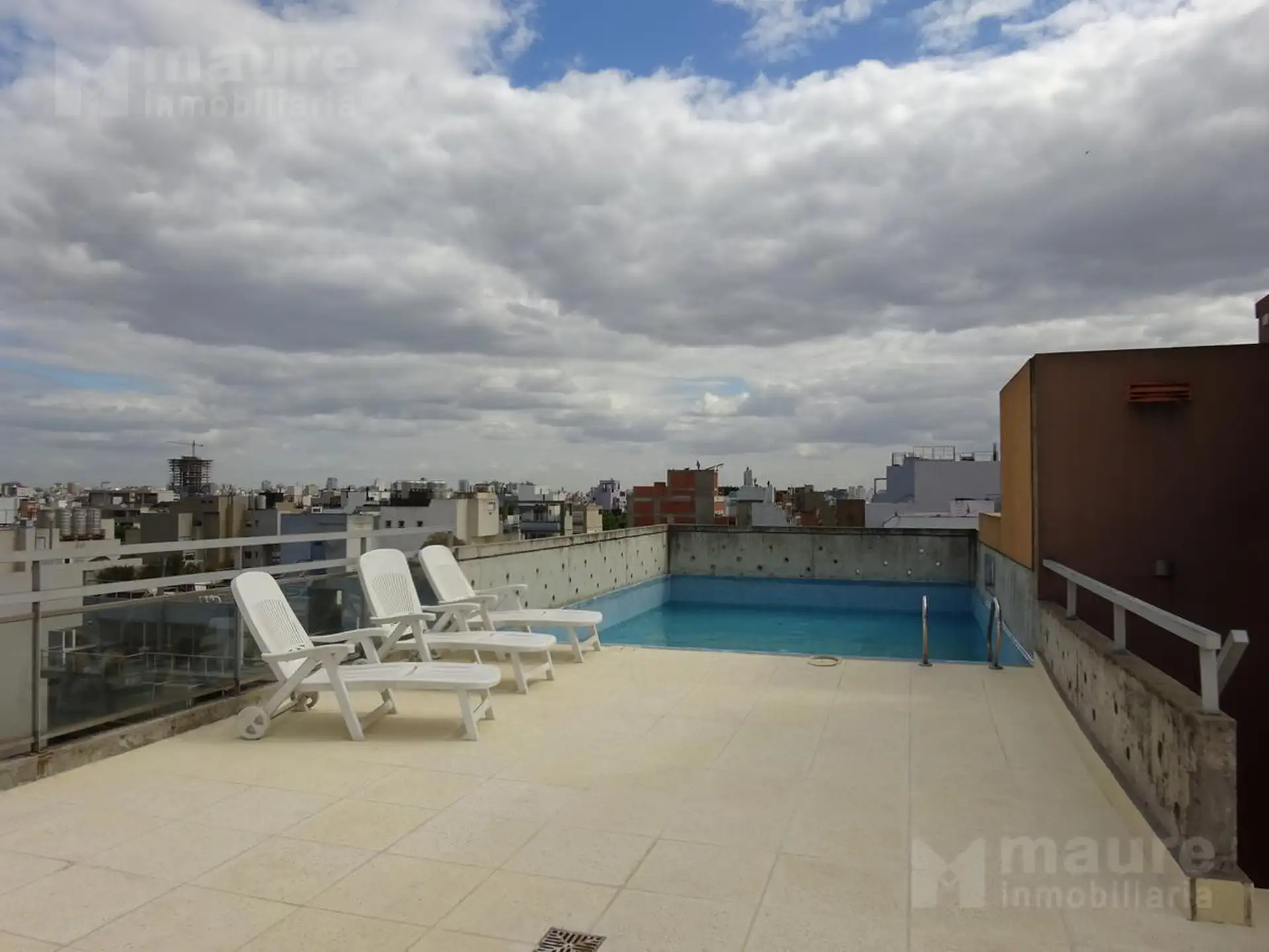 Kitnet de 1 quarto com varanda em Palermo