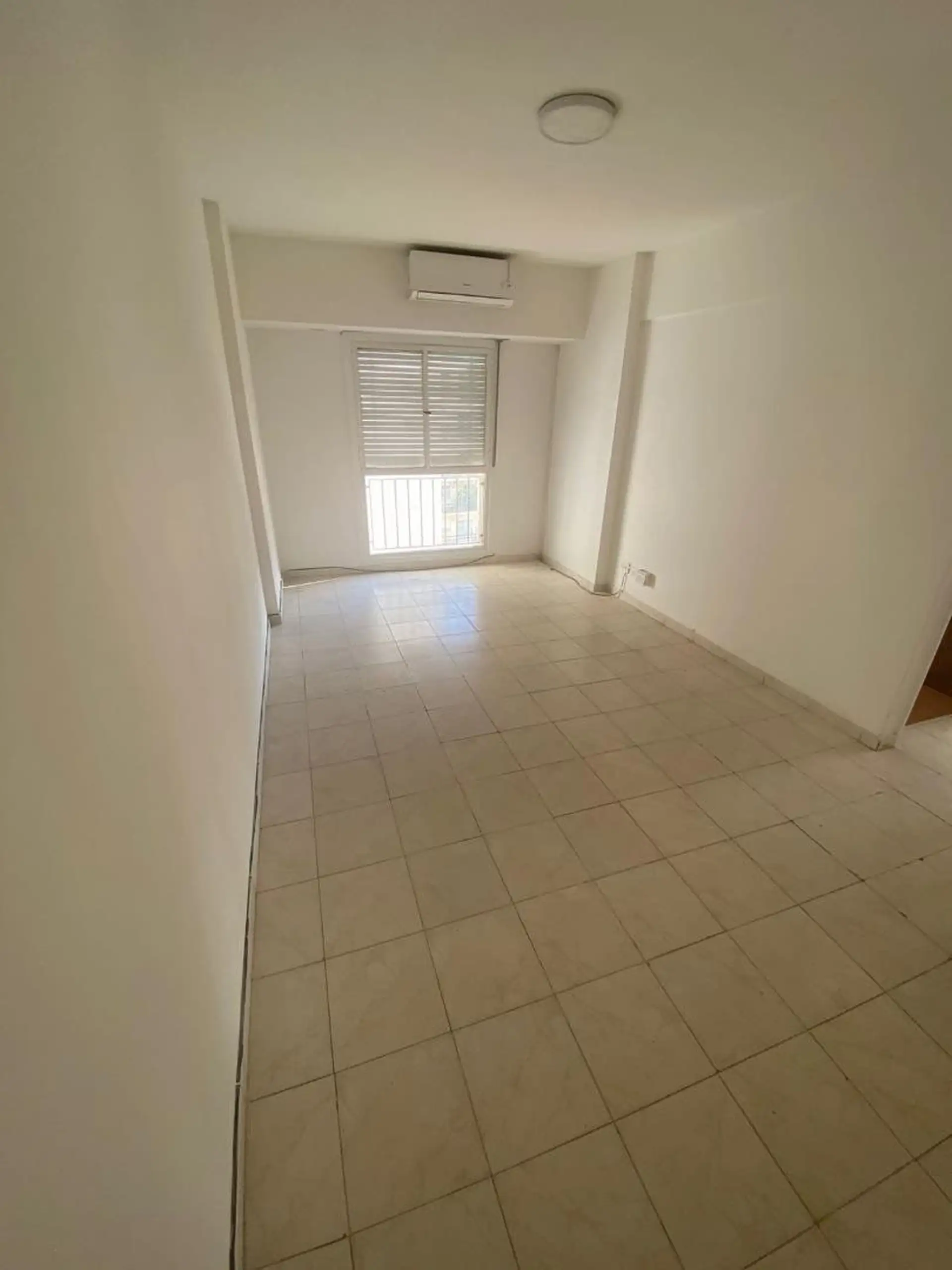 Apartamento de três ambientes em Palermo
