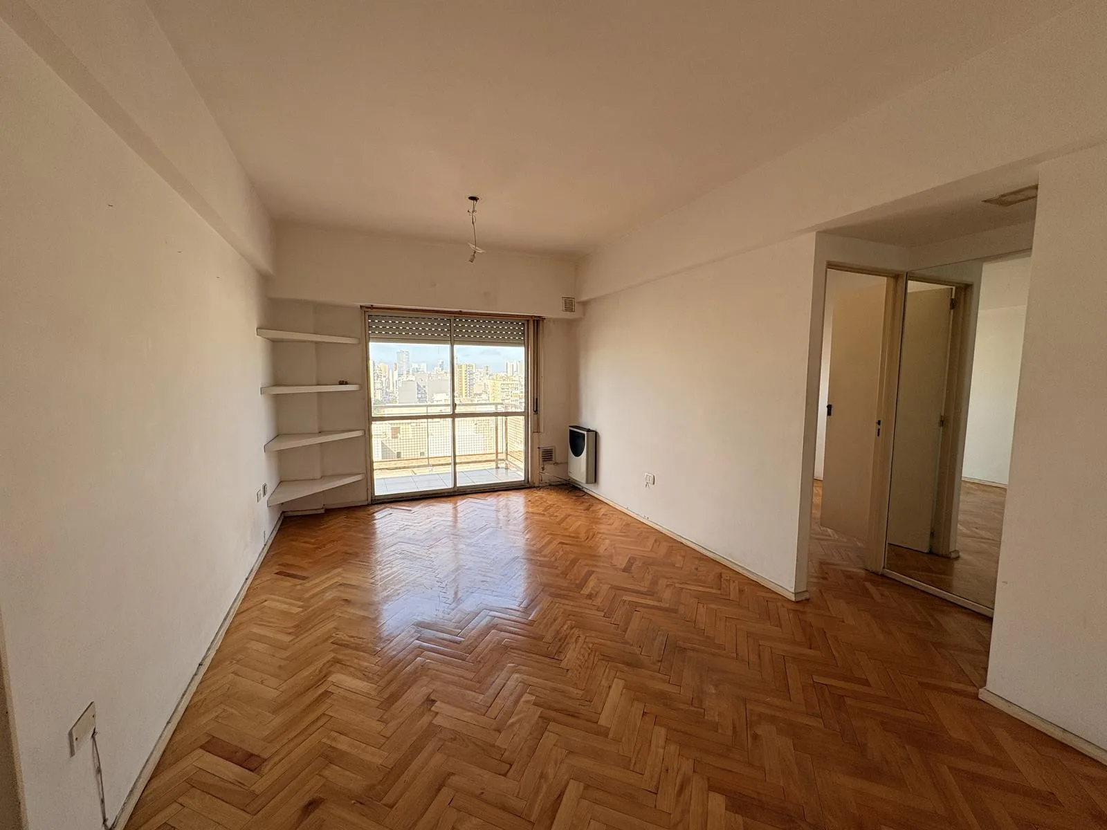 Two-room apartment with balcony in Balvanera