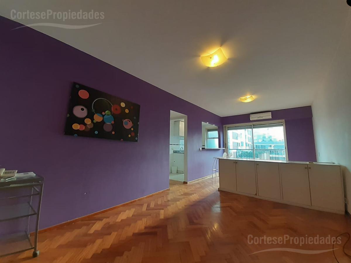 Kitnet de um ambiente com varanda no 8º andar em Palermo