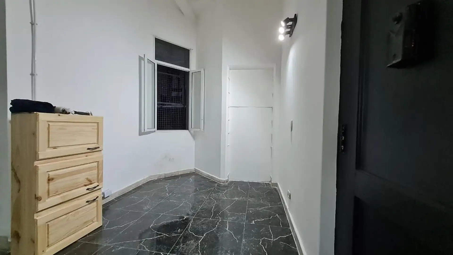 Departamento de 3 ambientes en planta baja con patio en San Nicolás