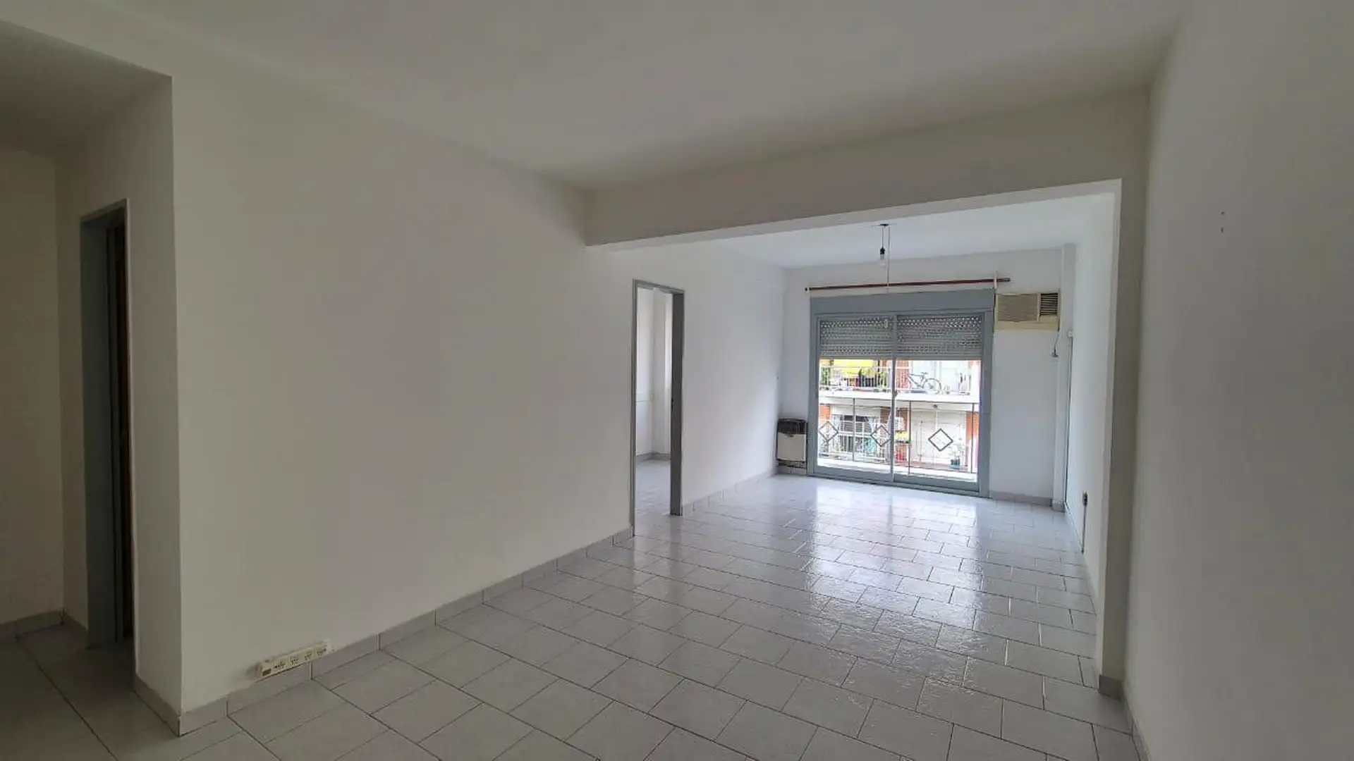 Monoambiente en alquiler con balcón en Villa Crespo