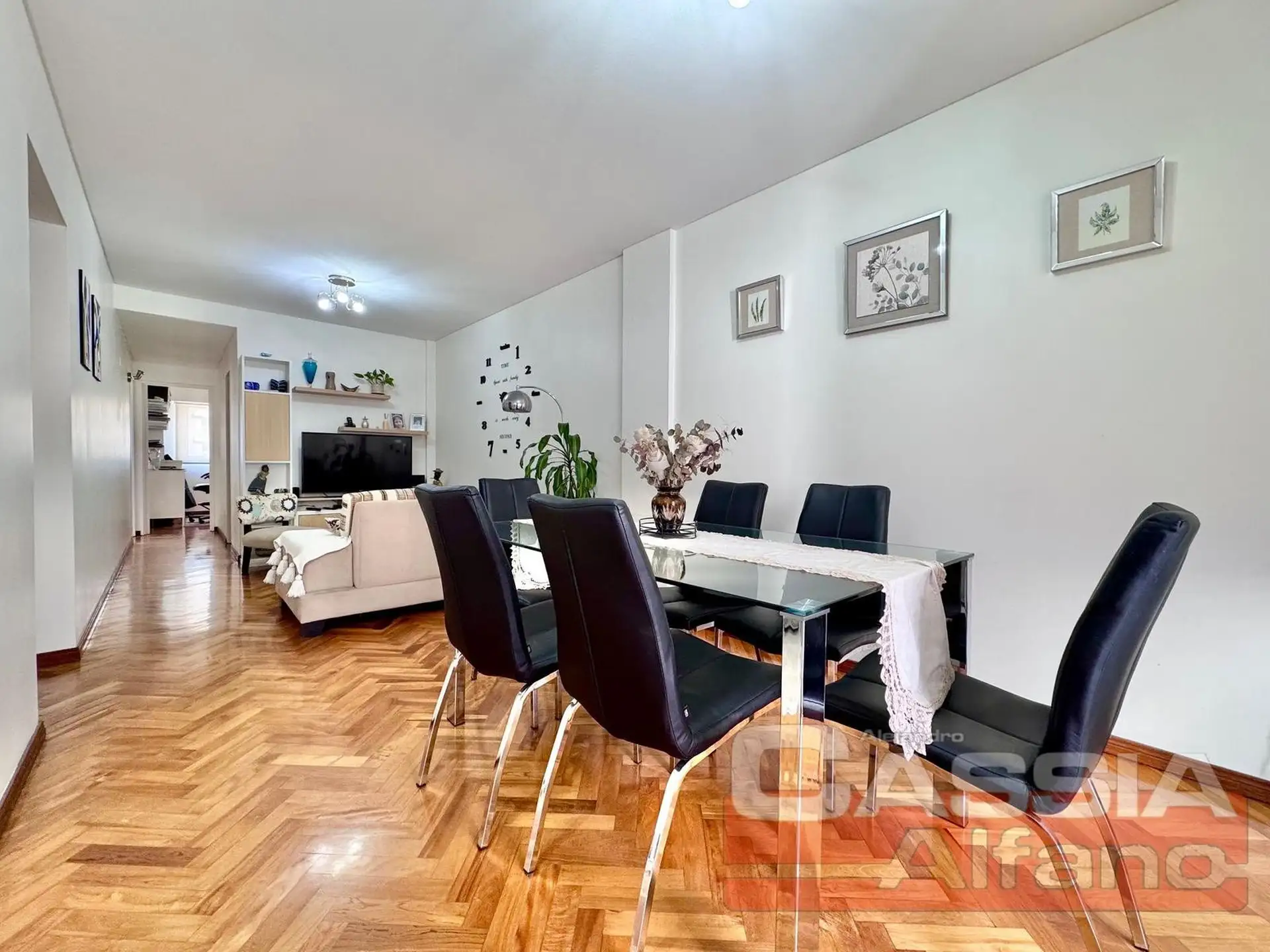 Three-room apartment with two bedrooms in Lomas de Zamora