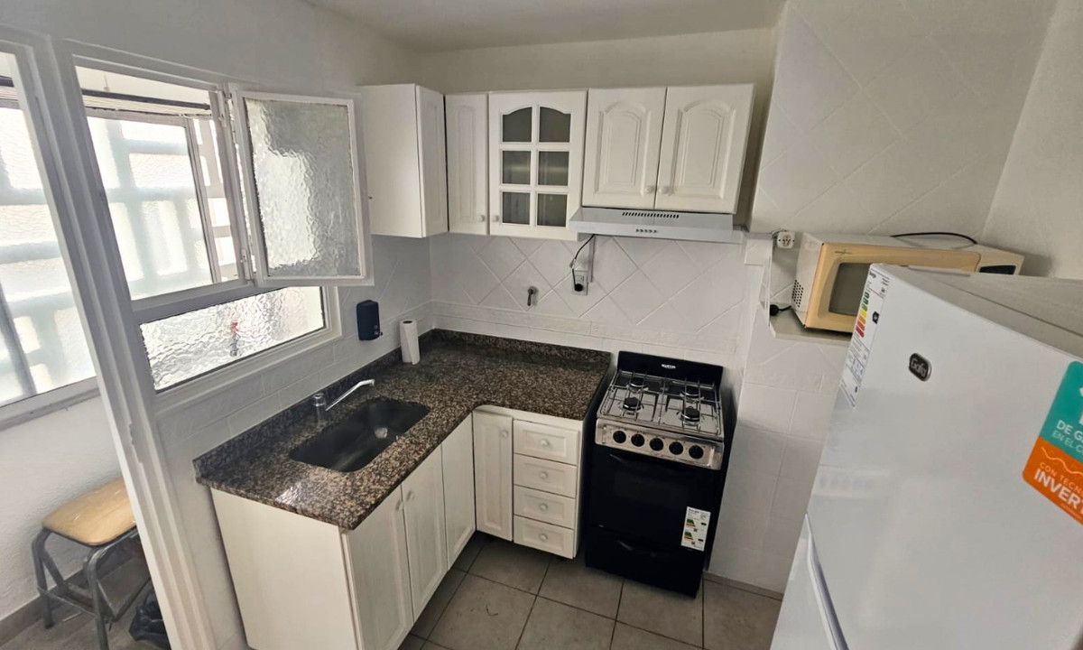 Квартира с 2 спальнями с мебелью в Villa Crespo