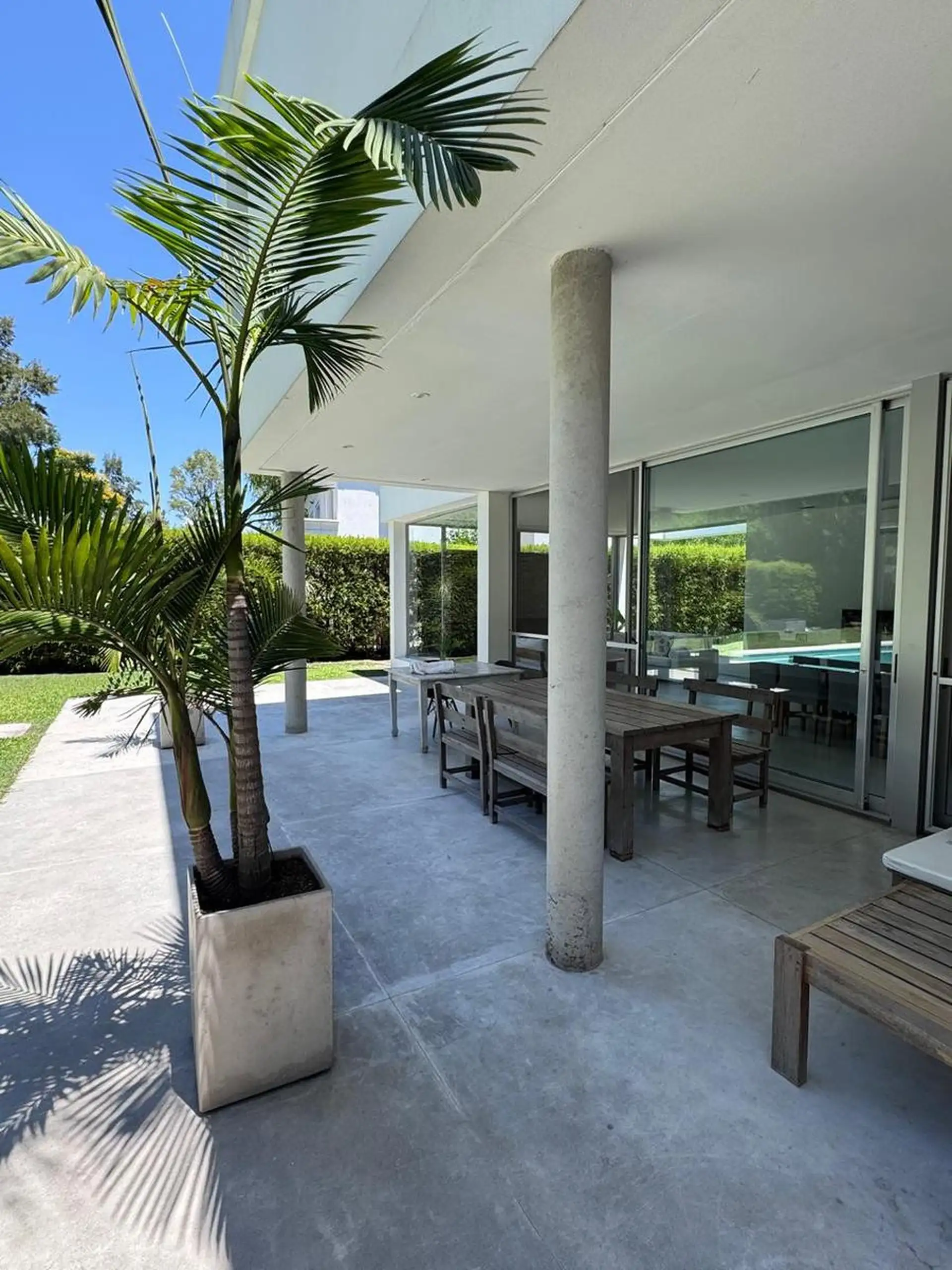 Furnished four-bedroom house in Tigre's El Encuentro