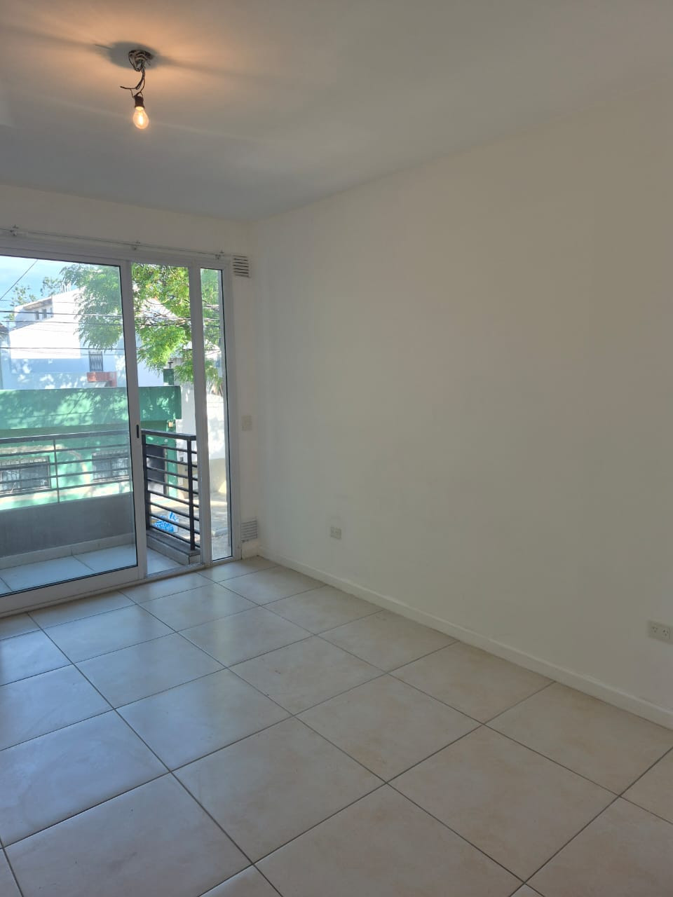 Studio apartment with balcony in Villa Urquiza