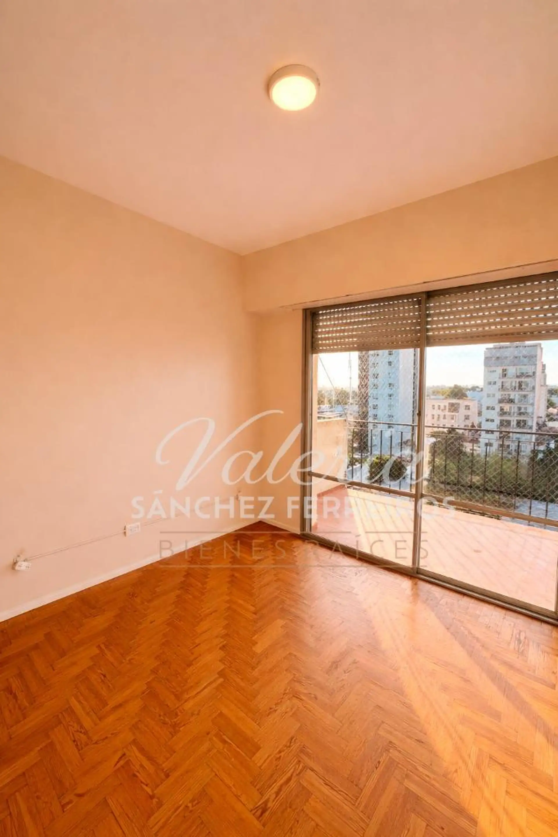 Квартира с 3 комнатами в Bernal (Quilmes)