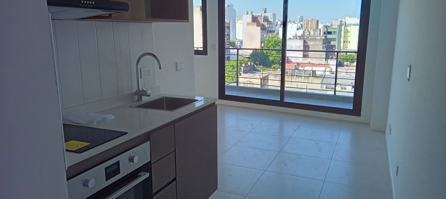 Departamento monoambiente a estrenar con balcón en San Cristóbal