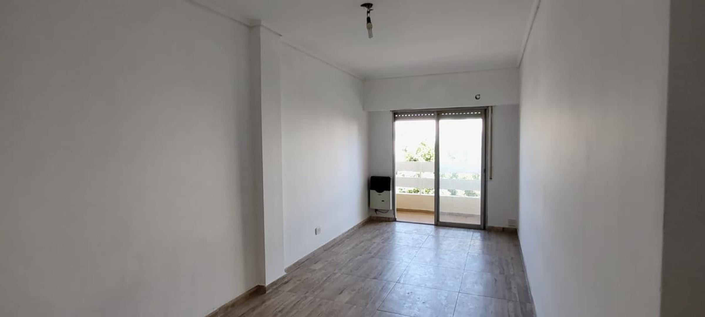 Departamento de 2 ambientes en Banfield