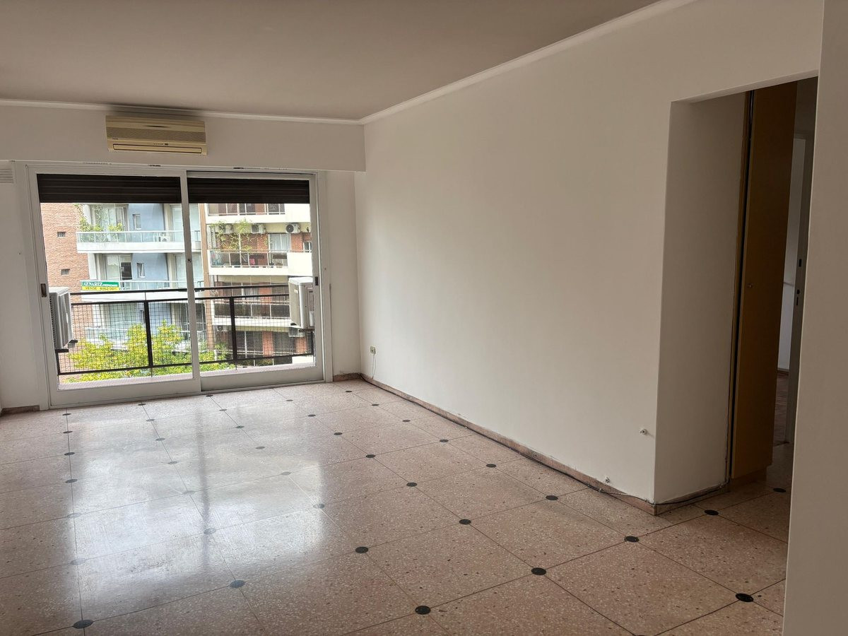 Three-room apartment in Villa Crespo