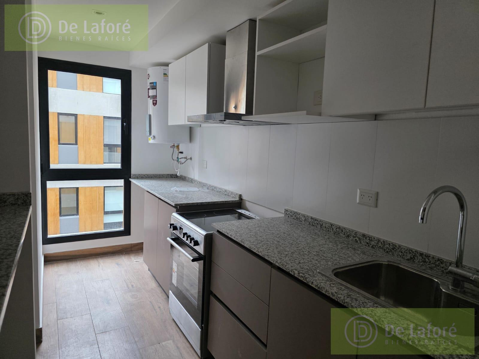 Departamento a estrenar de 2 ambientes con balcón y cochera en San Isidro