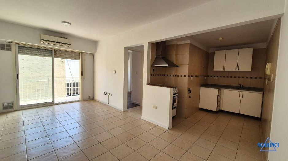 Apartamento de dois ambientes com 1 quarto e varanda em Tres de Febrero