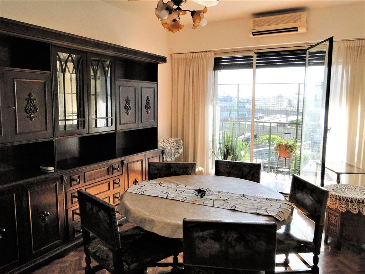 Departamento amoblado de 2 ambientes con balcón al frente en San Telmo