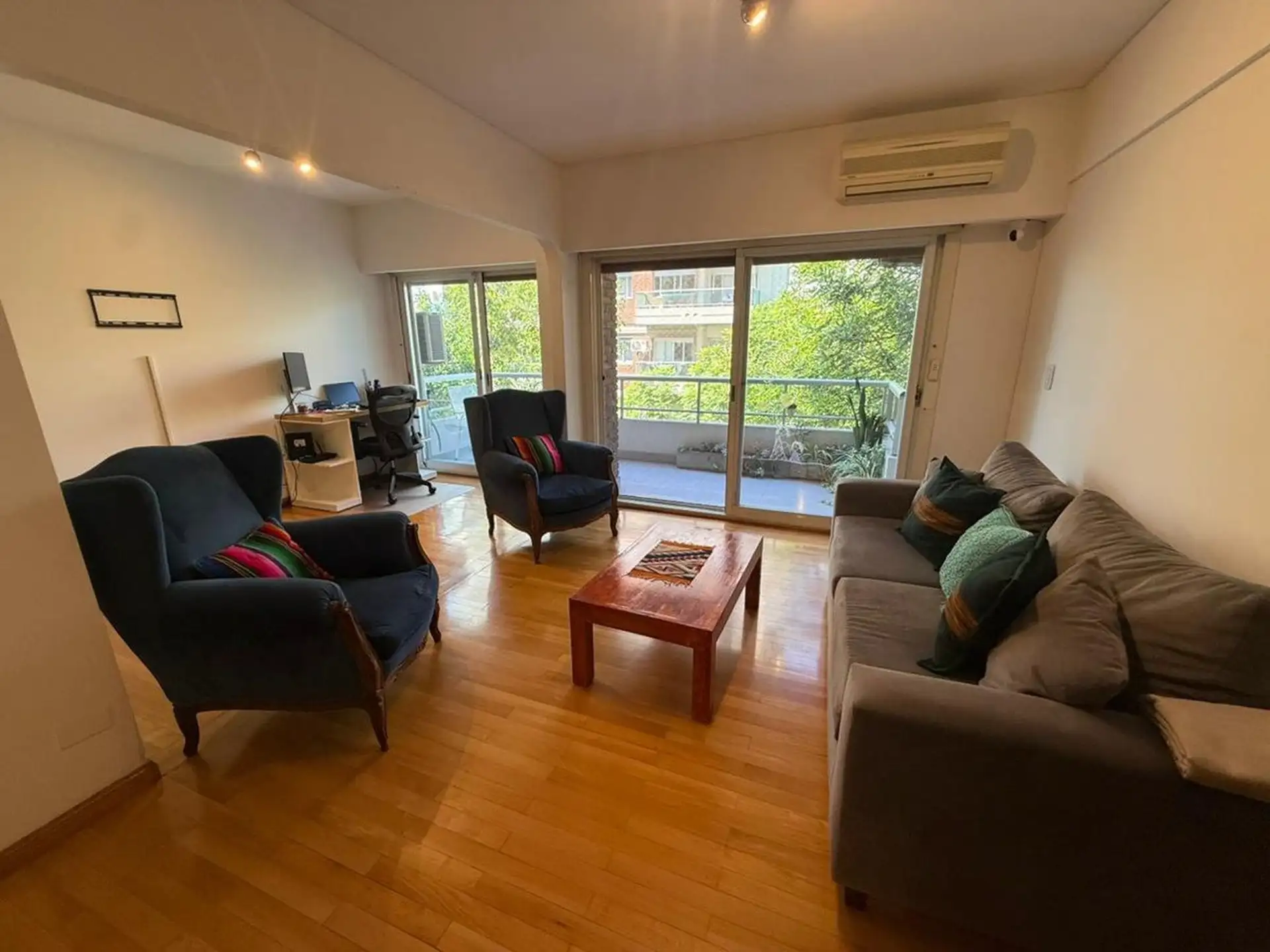 Departamento de 3 ambientes con dependencia en Villa Urquiza