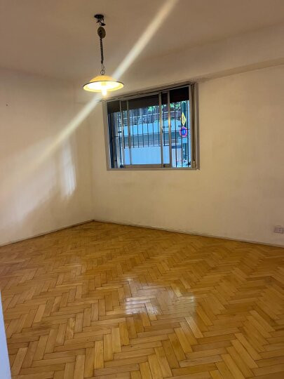 Departamento de 2 ambientes con 1 dormitorio en Flores