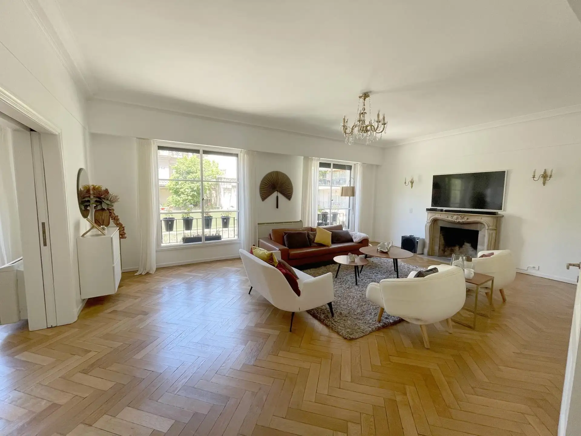 Apartamento com 4 dormitórios em Retiro