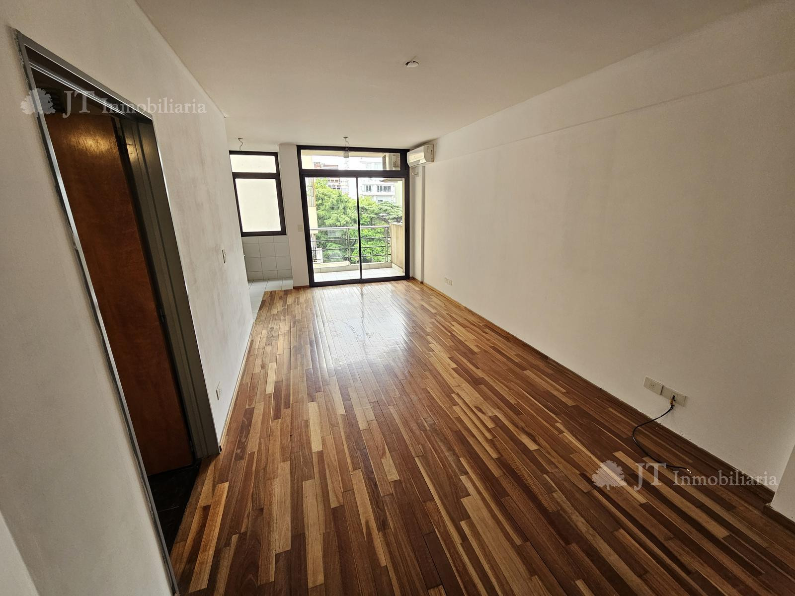 Apartamento studio com varanda em Palermo