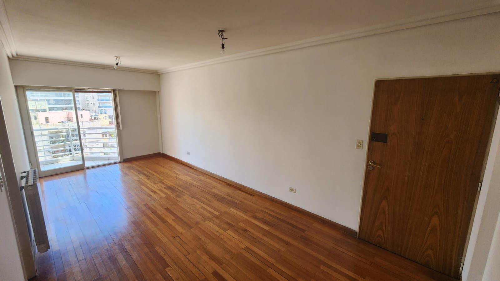 Двухспальная квартира с балконом во двор в Villa Crespo