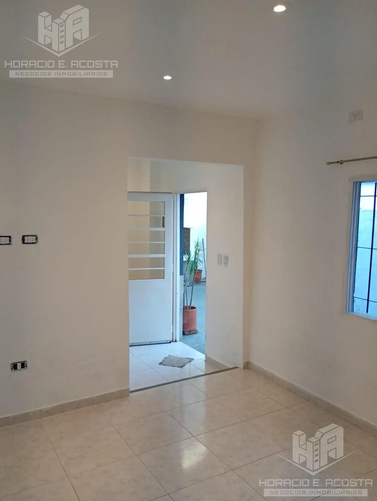 One-bedroom PH with patio and BBQ in General San Martín