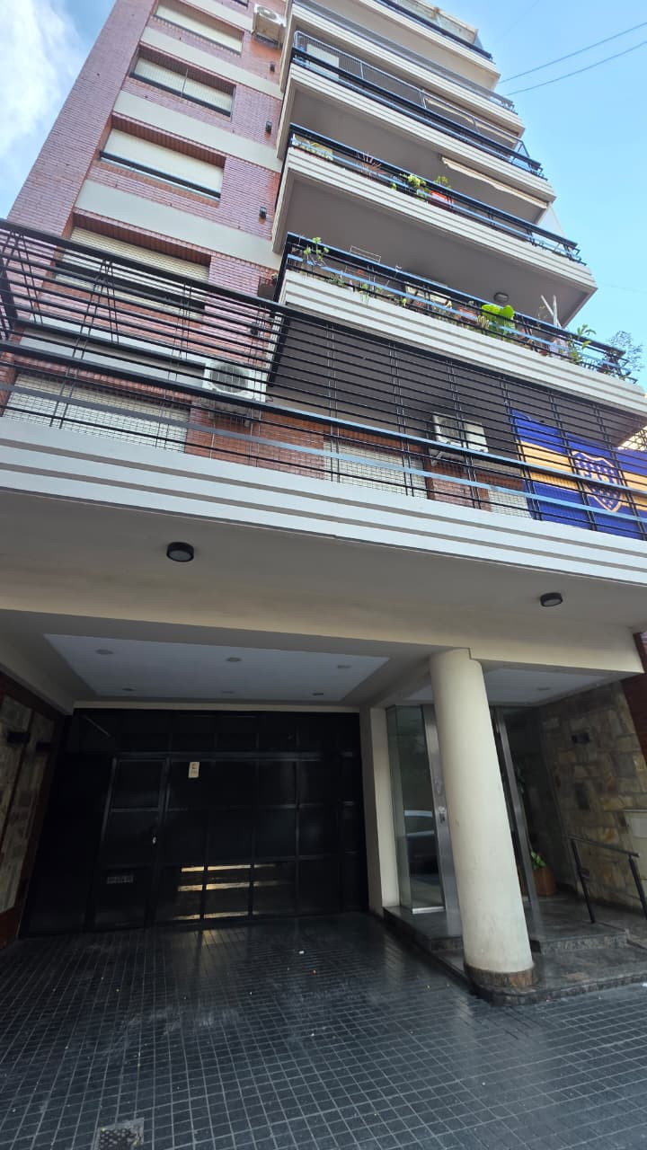Departamento de 3 ambientes apto profesional en Almagro