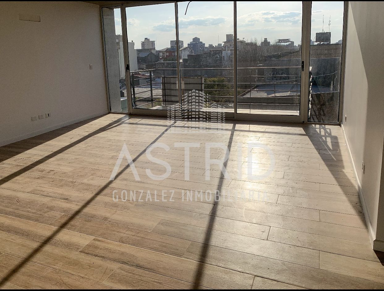 Departamento de 3 ambientes con cochera en San Fernando