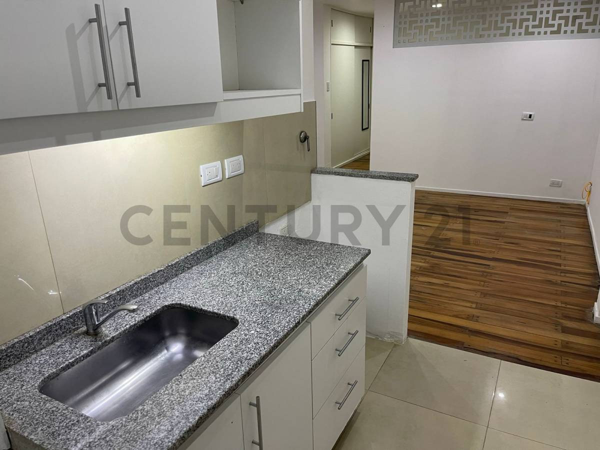 Departamento de 1 dormitorio con balcón en Ramos Mejía