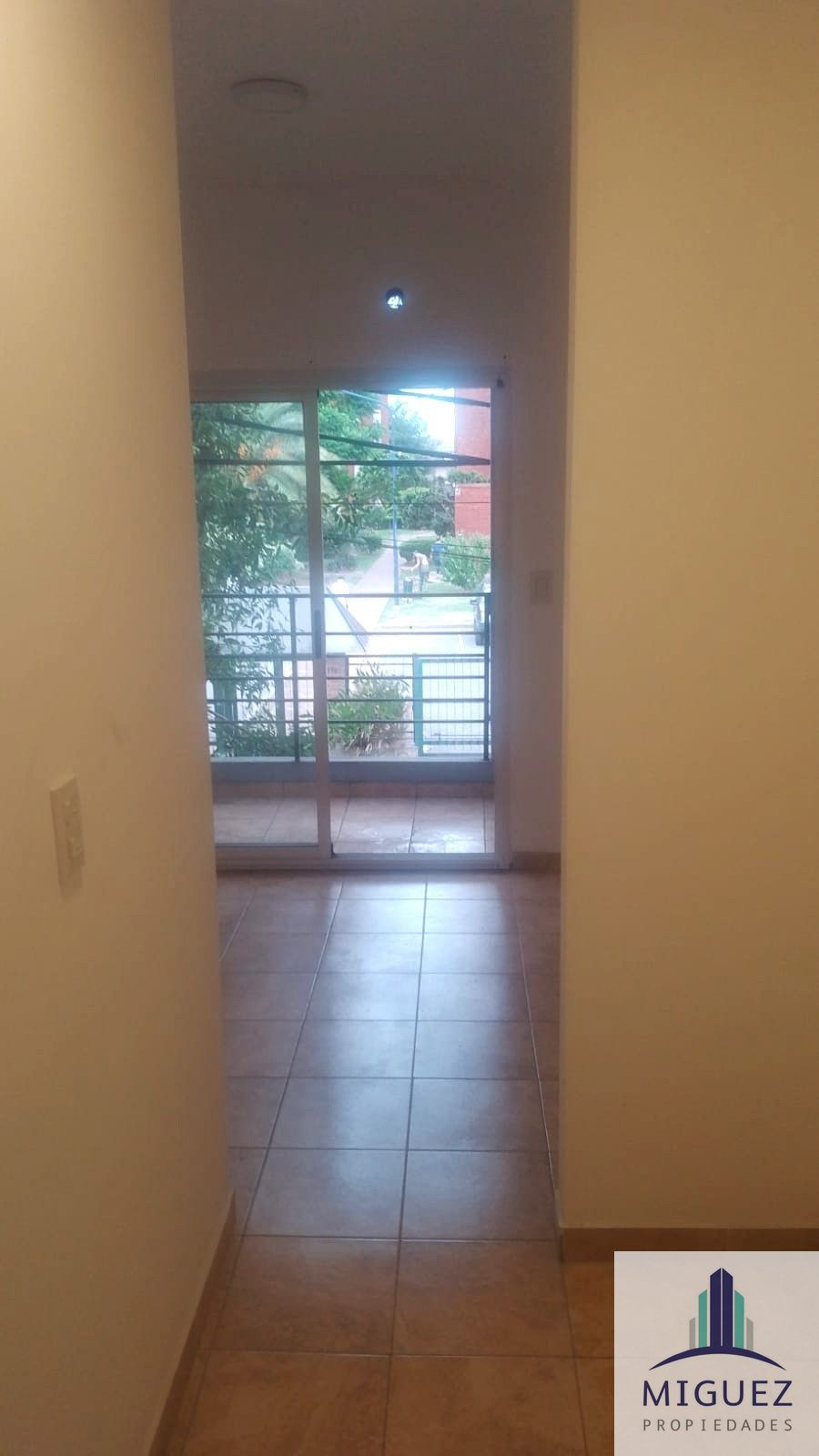 Квартира с 1 спальней в Sarandí (Avellaneda)