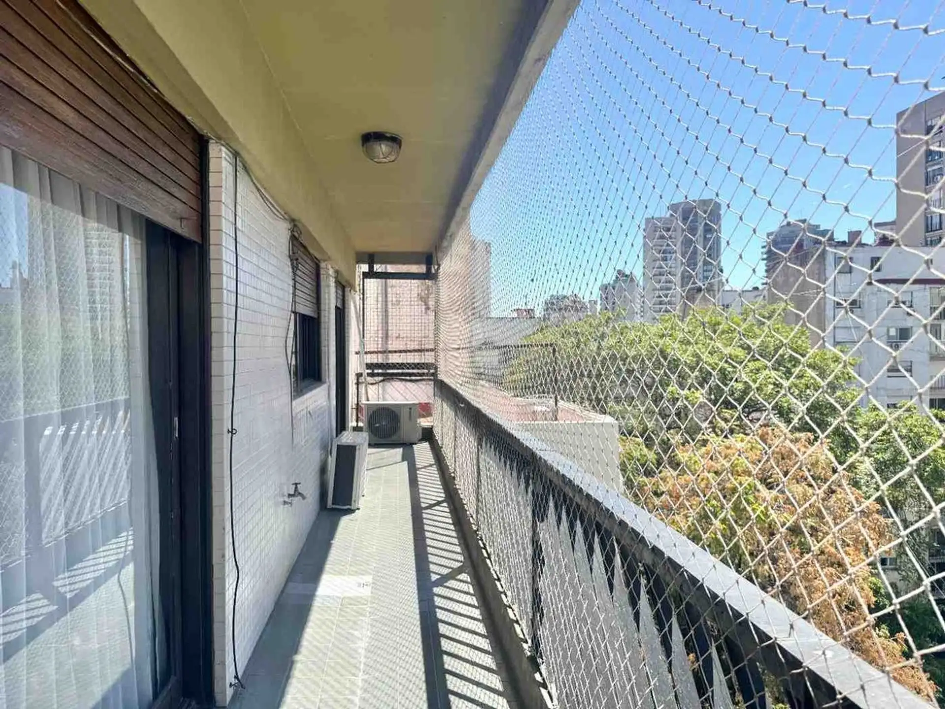 Departamento amoblado de 4 ambientes con 3 dormitorios en Retiro