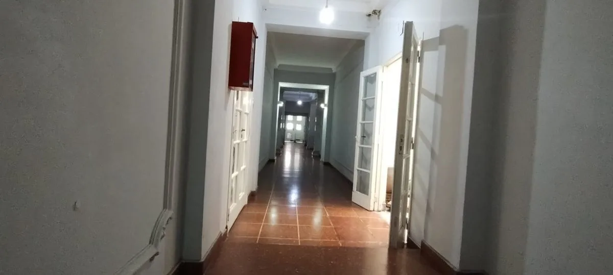 Квартира с двумя комнатами в Monserrat площадью 31 m² в аренду