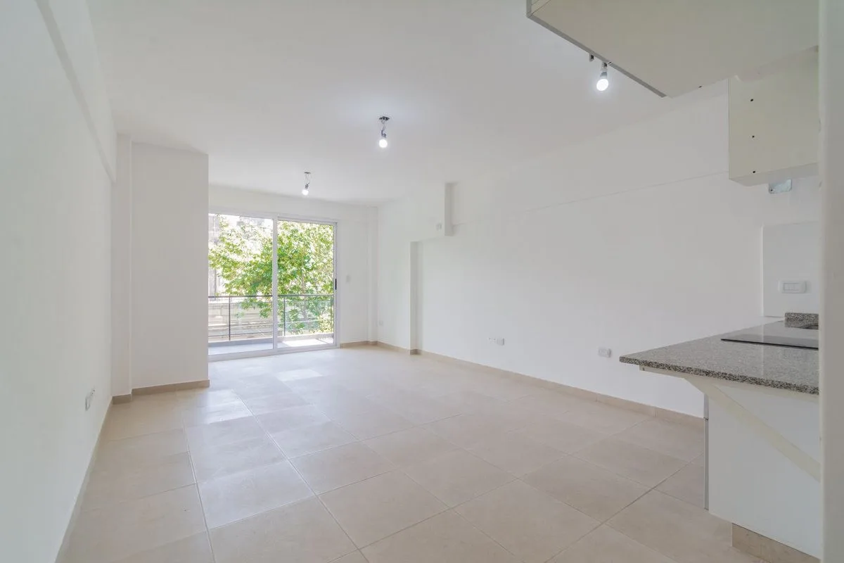 One-bedroom apartment in Flores