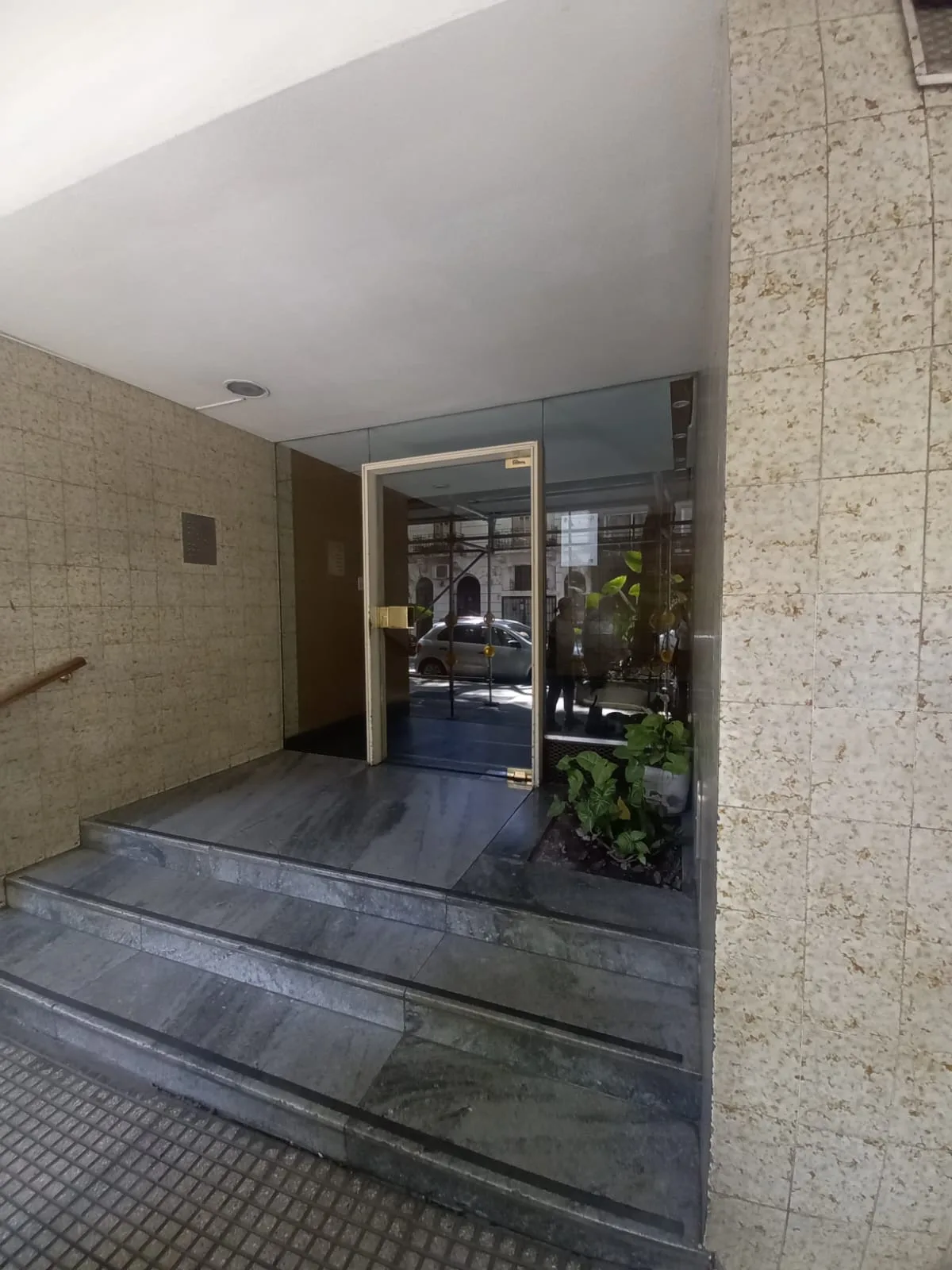Apartamento de dois ambientes com varanda em Caballito