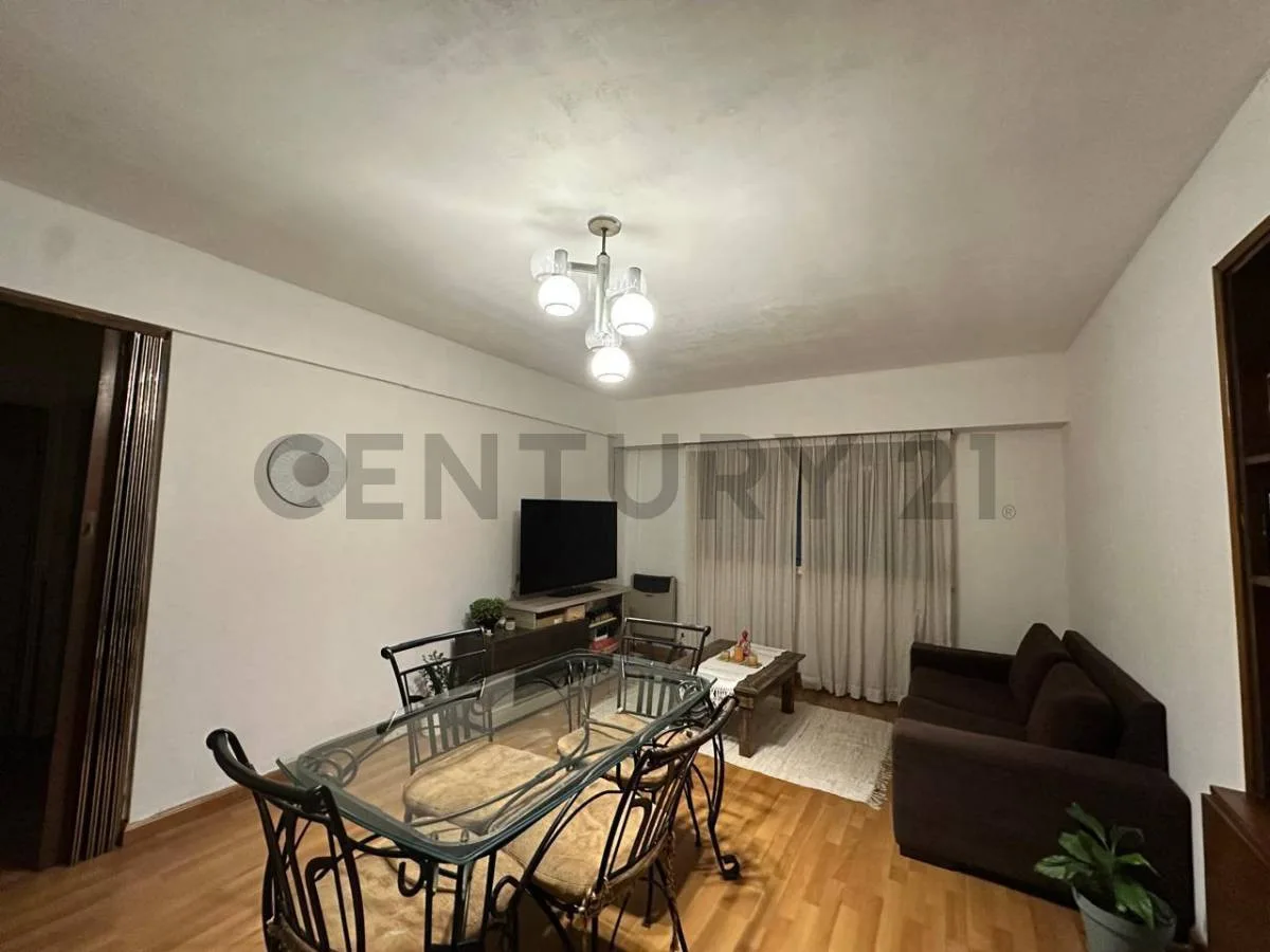 Apartamento de três quartos em Colegiales