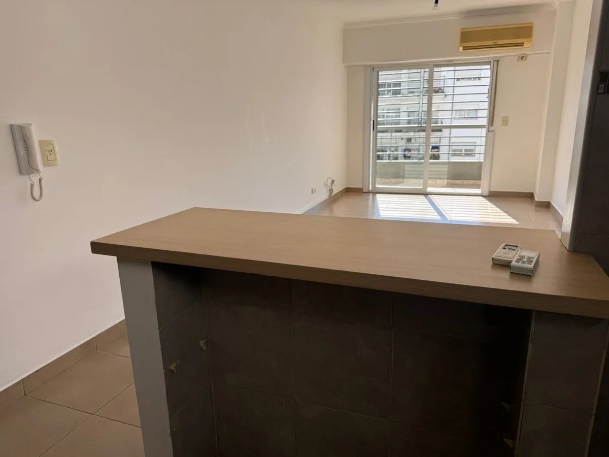 Departamento de 2 ambientes en Villa Urquiza con cochera cubierta